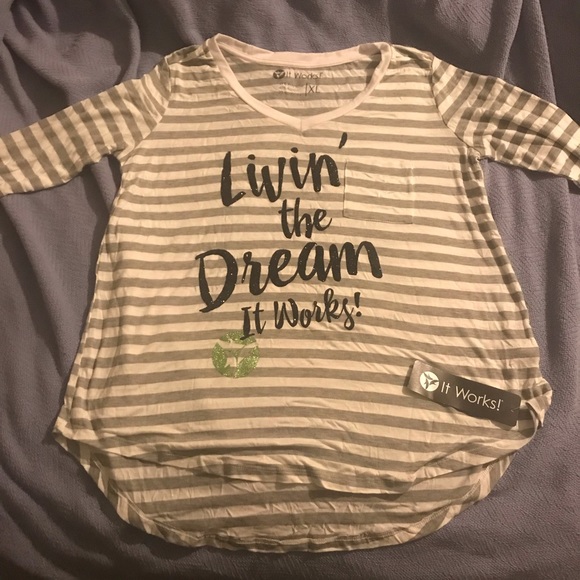 Livin’ the dream shirt - Picture 1 of 1